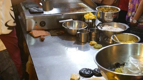 Crispy Roti Stock Footage 122124596