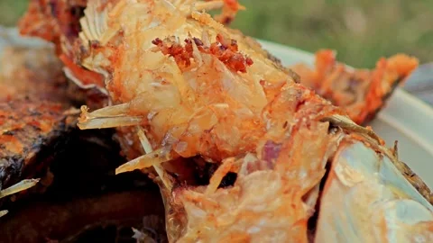 Crispy Whole Deep Fried Fish with Oil. Stock Footage 304648307