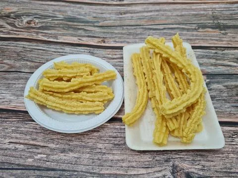 Crispy yellow crackers Stock Photos