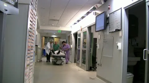 Critical patient in ER Stockbeeldmateriaal 11211355