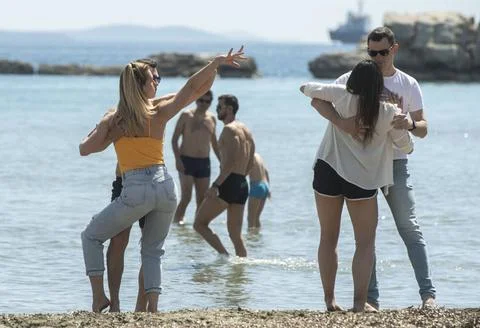  Croatia, Split, 250421. Salsa lovers from Split occupied Bacvice and, wit... Stock Photos