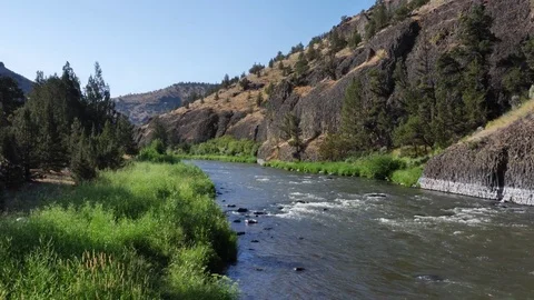Crooked River at Chimney Rock Campground South Stock Footage