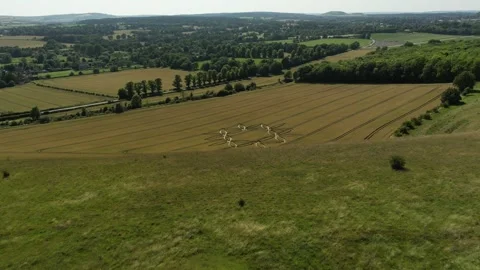 Crop Circle, Flyover Drone Clip, Scratchbury Hill Fort, UK, 7th July 2023, 4K Stock-Footage 265589436