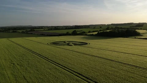 Crop Circle, Gliding Drone Clip at Sunset, Broad Hinton, 28 May 2023, 4K Stock Footage 264992095