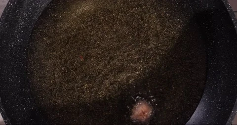 Croquettes 库存影片 168606705