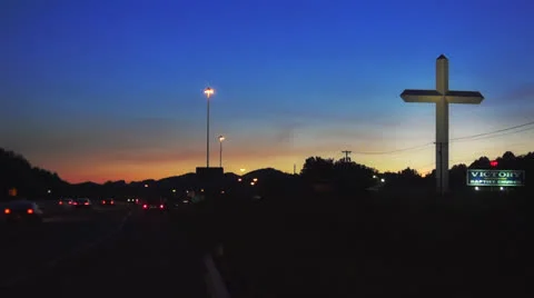 Cross Along Highway Vídeos de archivo 27140905