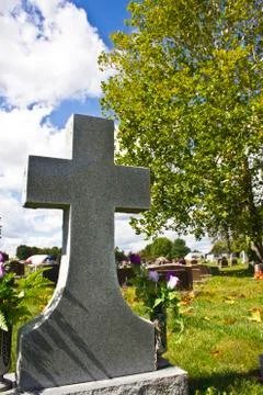 Cross in a cemetery Stockfoto's