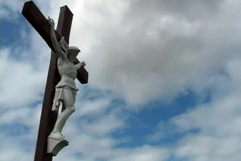 Cross &amp; Clouds time lapse 2 Video stock 137044