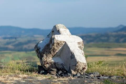 Cross monument on hill  Foto stock
