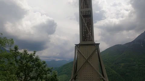 Cross on top of mountain, in a cloud-laden sky Vídeo Stock 241524317