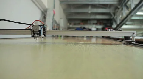 Crossbar laser cut machine goes to end of canvas Stock Footage