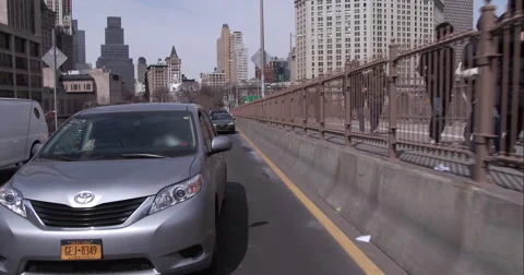 Crossing the Brooklyn Bridge into Brooklyn Stock Footage 51239088
