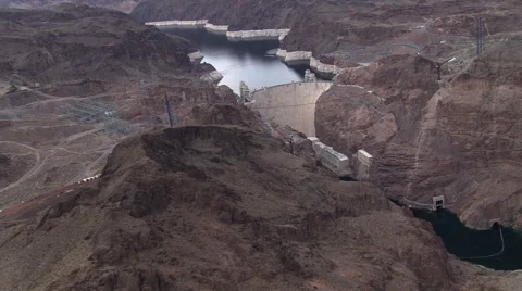 Crossing the Colorado River, aerial view of Hoover Dam Stock Footage 59471295