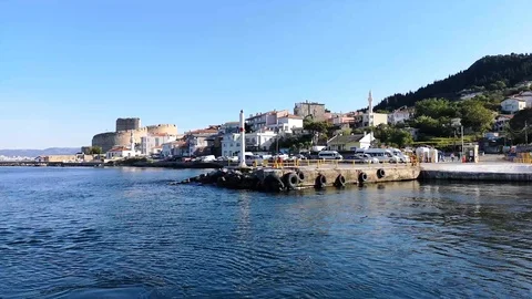 Crossing of the passage by the ship 動画素材 109066895