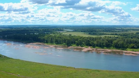 Crossing the river.Perspective shot.Clouds Vidéo 110788556