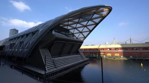 Crossrail Building at Canary Wharf Stock Footage