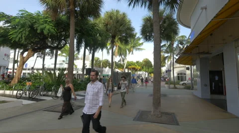 Crossroad between Lincoln Road Mall and Meridian Avenue , Miami Beach Stock Footage