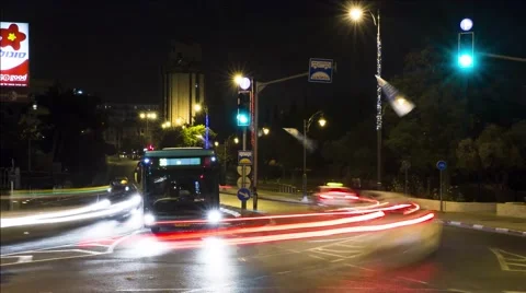 Crossroad at night in Jerusalem - Timelapse 스톡 동영상 51503224