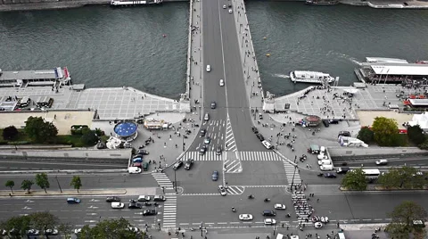 Crossroads in Paris Vídeo Stock 6544155