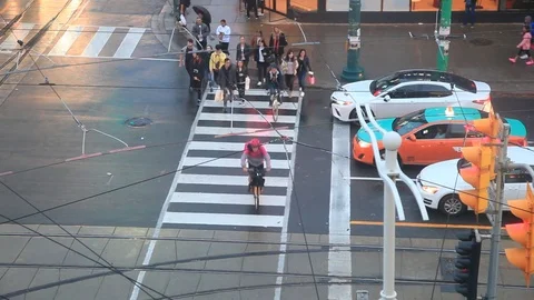 Crosswalk in Toronto, Canada 库存影片 82072159