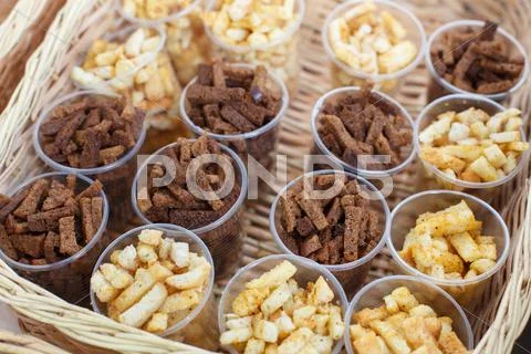 Croutons Snack In Plastic Cups For Party