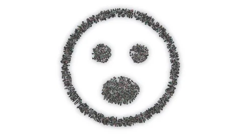 Crowd animation forming a surprised face emoticon shape on a white background 스톡 동영상 93690065