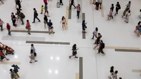 Crowd Of Anonymous Unrecognizable People Walking In Mall - time lapse 库存影片 96147293