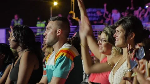 Crowd, Audience Stock-Footage 55920557