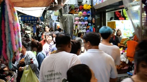 Crowd bustling in market Stock-Footage 119682064