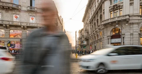 Crowd in the center of Milan Stock Footage 97064823