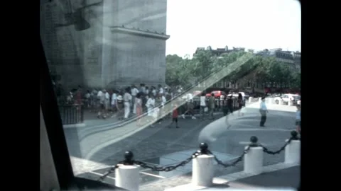 Crowd Control at Arc de Triomphe Video stock 274220533