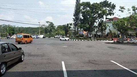 Crowd at the crossroads Stock Footage 208857909