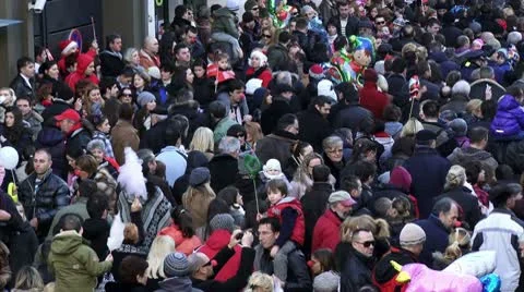 The crowd, editorial Vídeo Stock 10799831