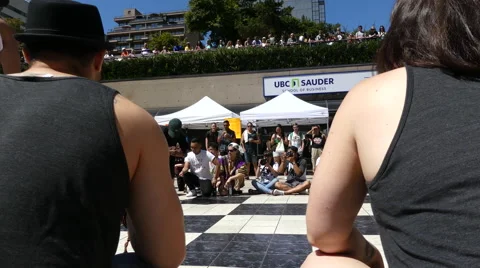 Crowd excited dance street performance Stock Footage 65610976