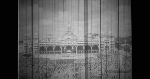 Crowd in front of palace Stock Footage 43487876