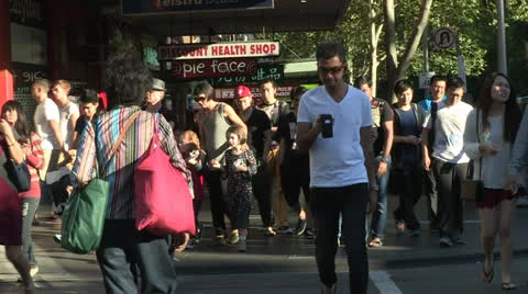 Crowd in Melbourne Chinatown Video stock 25846987