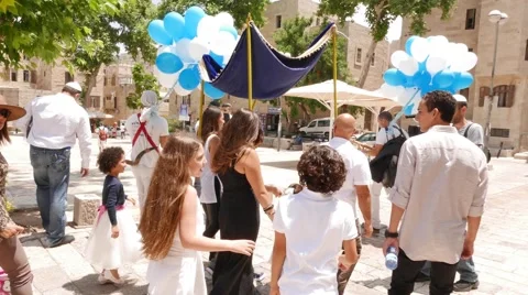 Crowd on Move in 4K Stock Footage 52195532