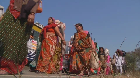 Crowd near train at Varanasi in Uttar Pradesh, India Stock Footage 47921768