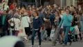 Crowd people crossing zebra pedestrians Manhattan NYC New York City day 4k or 4k+ Resolution