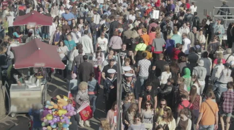 Crowd People walk at a sidewalk timelapse motion Stock Footage 63306833