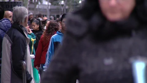 Crowd of people walking Video stock 96339348