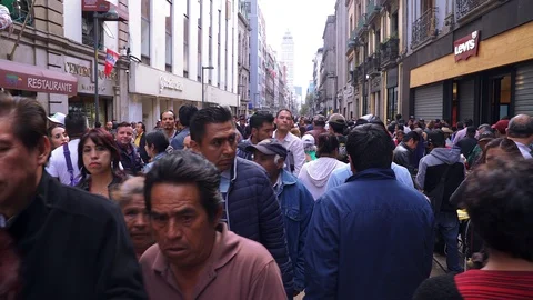 Crowd of people walking Stock Footage 113273967