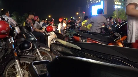 A crowd of people watching the performance on the central square of the city. 動画素材 119220270