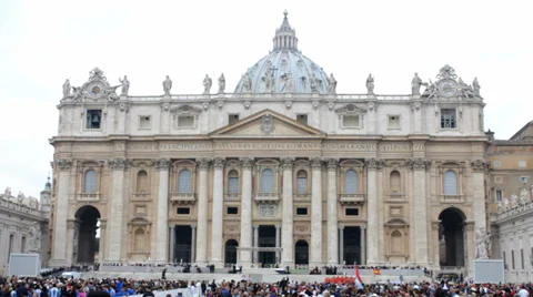 Crowd in Saint Peters Square Waiting for Pope Stock Footage 32548795