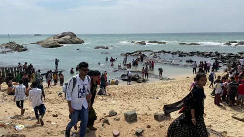 Crowd sea beach Stock Footage 164871718