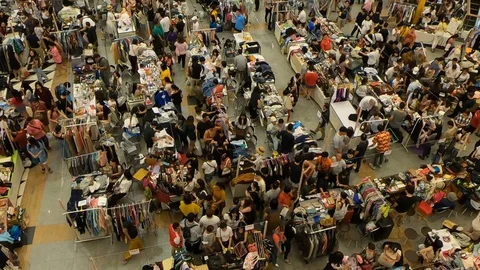 Crowd at second-hand market Stock Footage 117463360