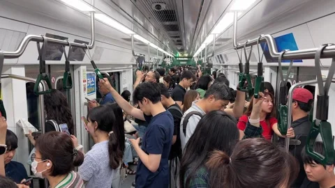Crowd at Seoul metro during rush hour Stock Footage 315464684