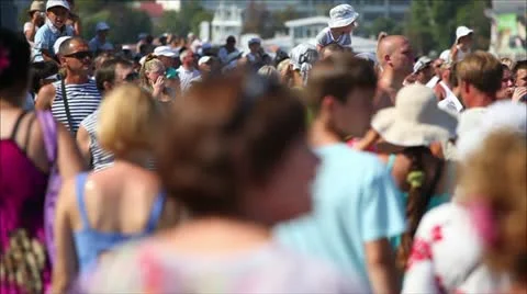 Crowd in the square in summer 17 Stock-Footage 11802636