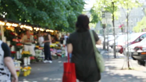 Crowd on the street. Out of focus. Stock Footage 6734883