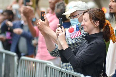 Crowd taking pictures of the First ever Annual Japanese day Parade in New York C 库存照片